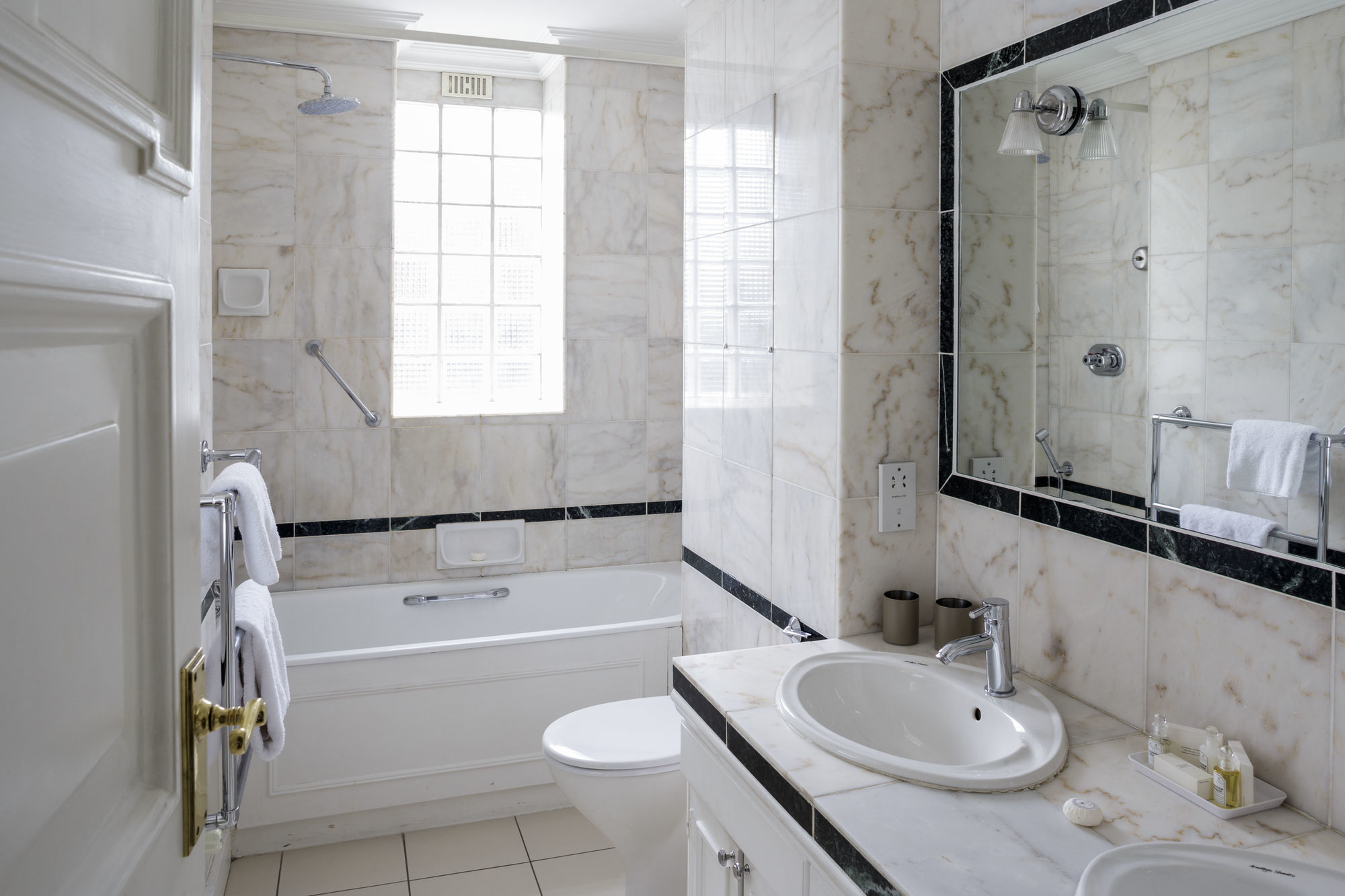 Aparthotel 44 Curzon Street By Mansley 4*