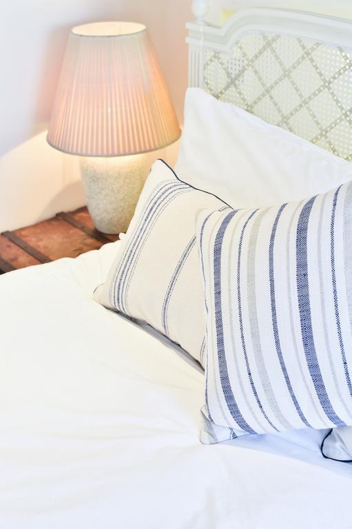 Joivy Elegant 3 Bed Apt With Rooftop Terrace In Pimlico *