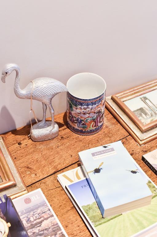 Joivy Elegant 3 Bed Apt With Rooftop Terrace In Pimlico