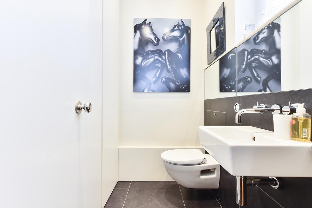 Joivy Elegant 3 Bed Apt With Rooftop Terrace In Pimlico * London