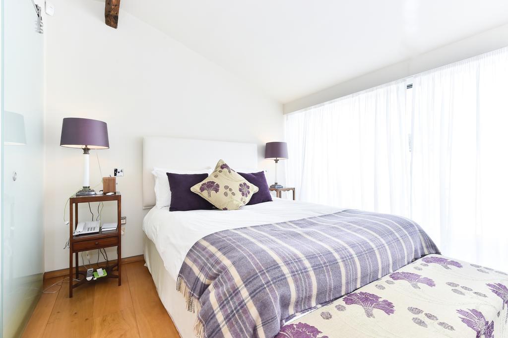 Joivy Elegant 3 Bed Apt With Rooftop Terrace In Pimlico