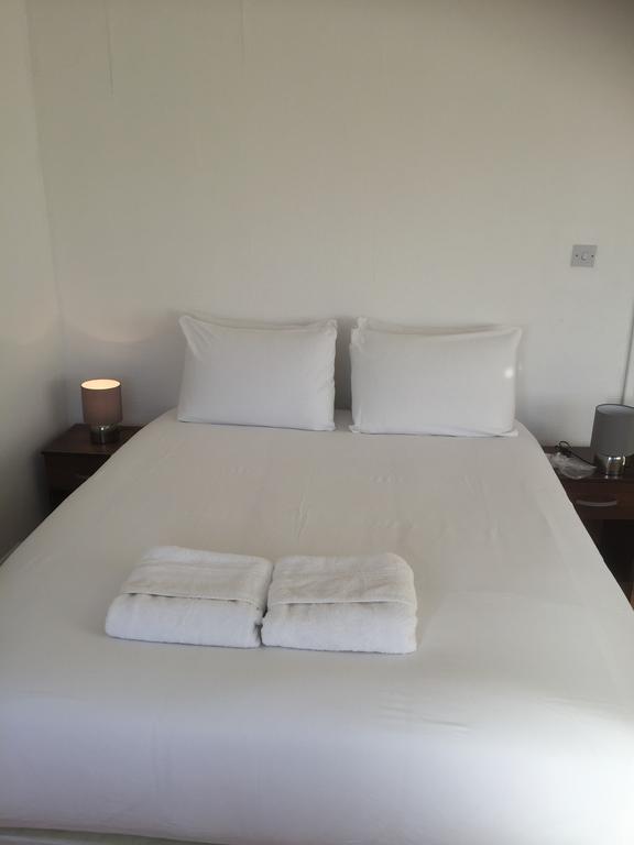 Guesthouse * London