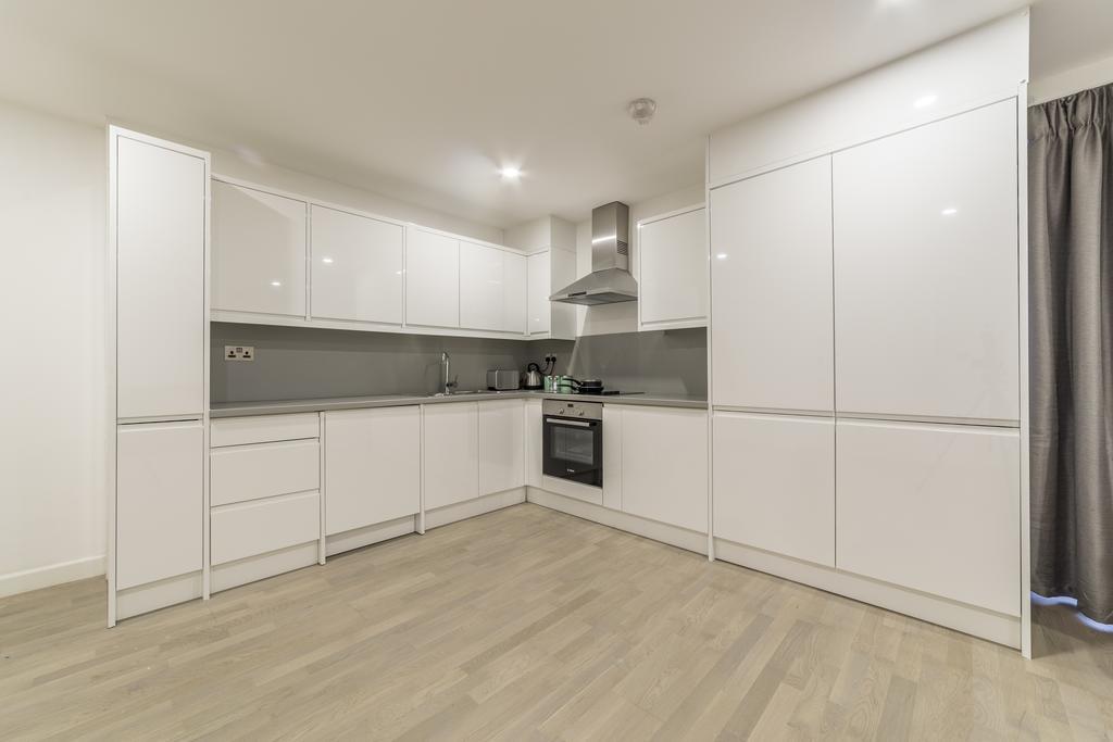Canning Town Stratford Apartments Guest house 5*