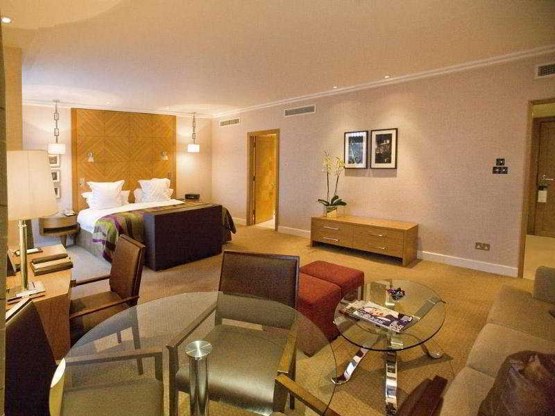Jumeirah Carlton Tower 5* London