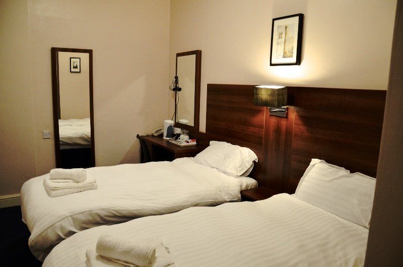 The Portico Hotell