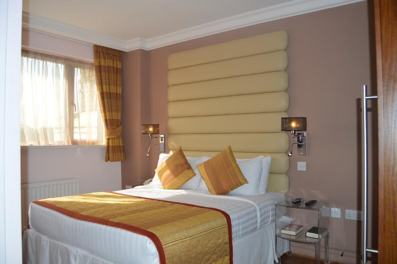 Holiday Villa Hotel Hotel Londres