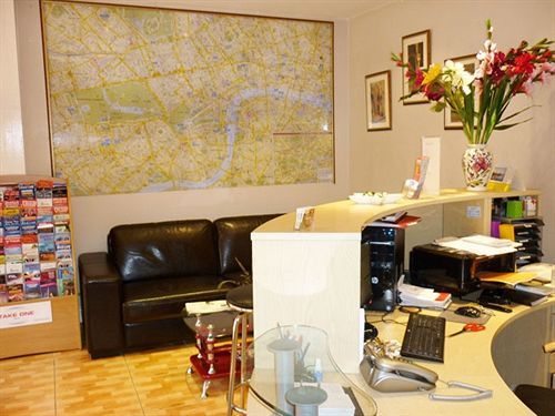 Hotell Acton Town 2*