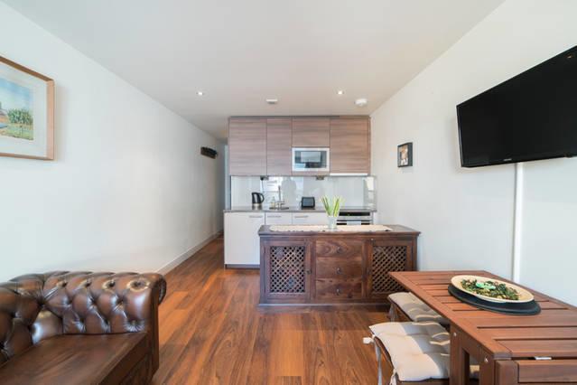 Octavia House Apartment