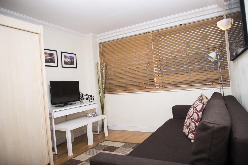 Fitzroy Apartment *