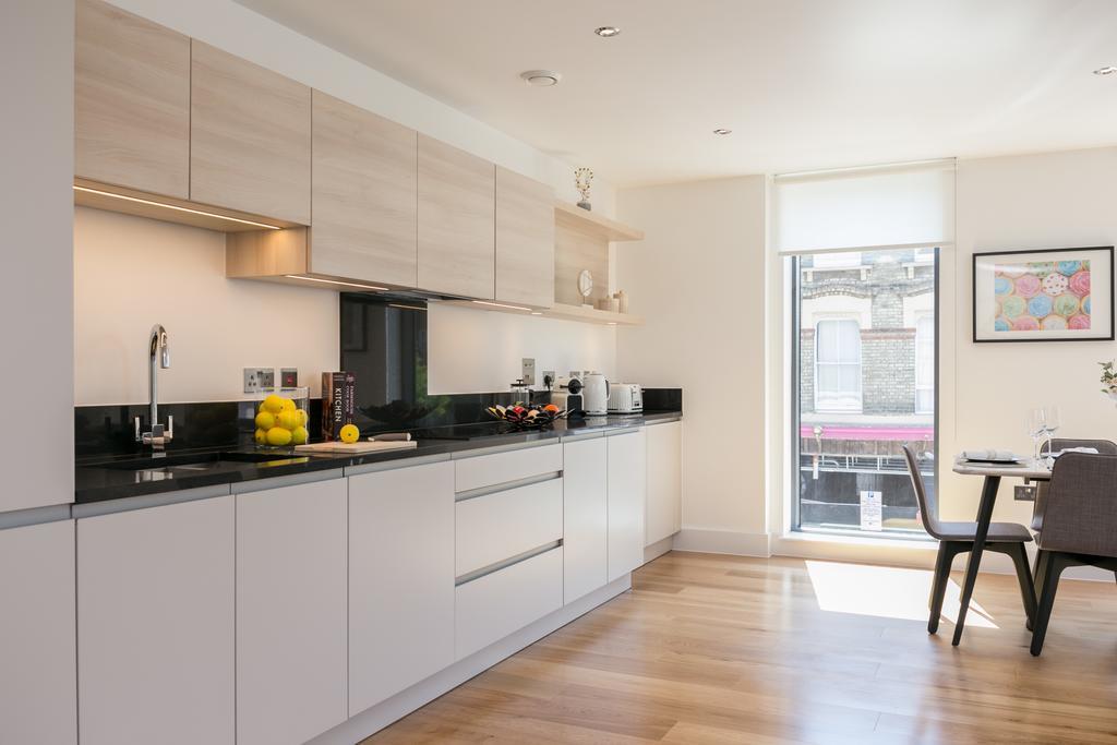 Portobello With Floor-to-ceiling Views * London