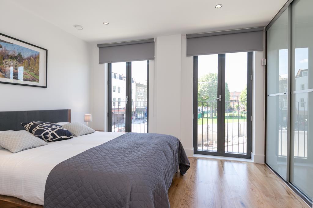Portobello With Floor-to-ceiling Views * London
