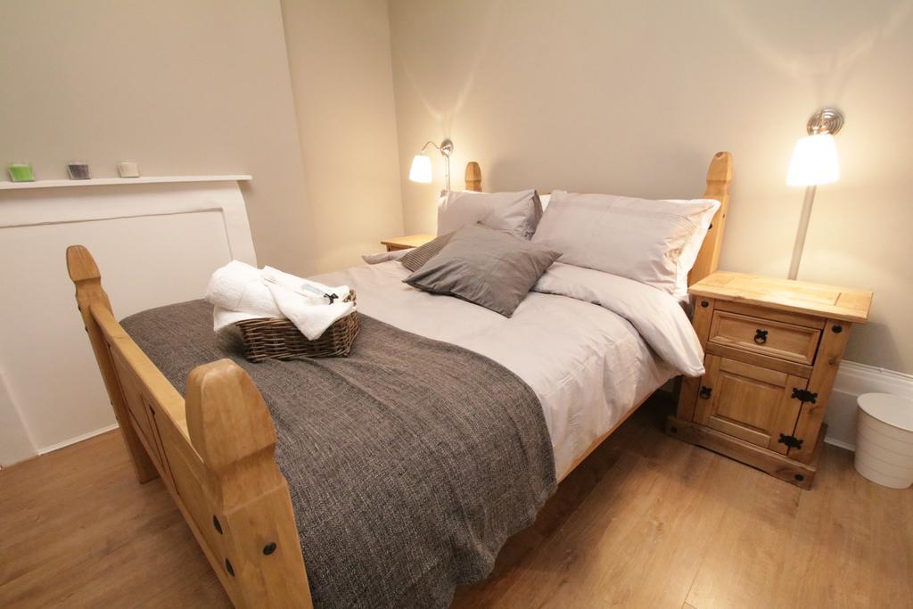 New And Cosy Sidney Square