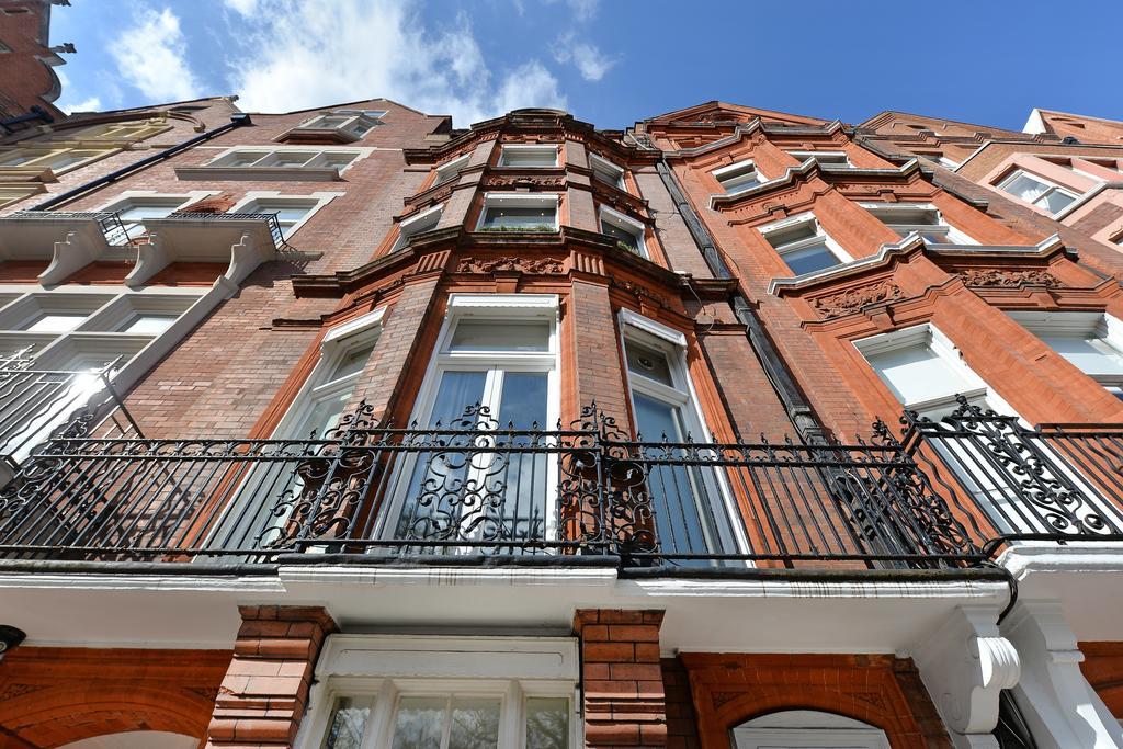 Lifestyle - Knightsbridge - Harrod's London