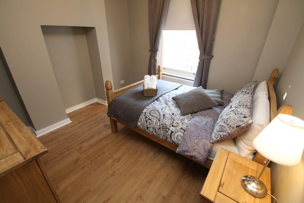 New And Cosy Sidney Square
