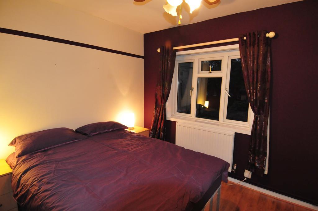 Guest house The Gibson *