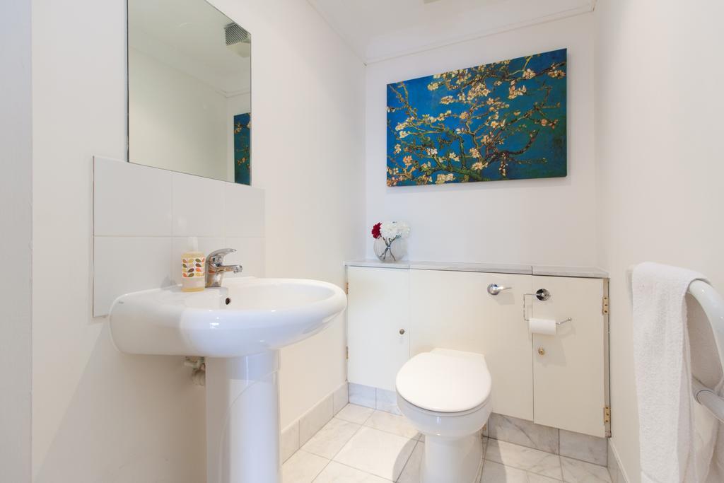 Canary Wharf Luxury River View 4*