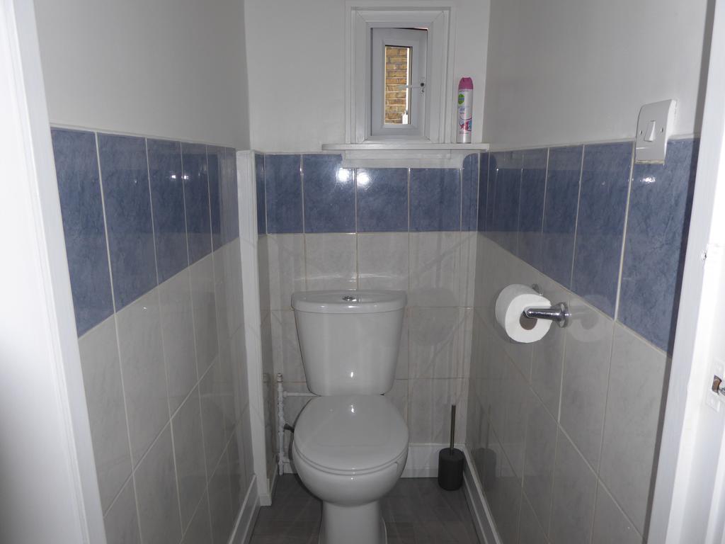 Turnpike House Apartment *