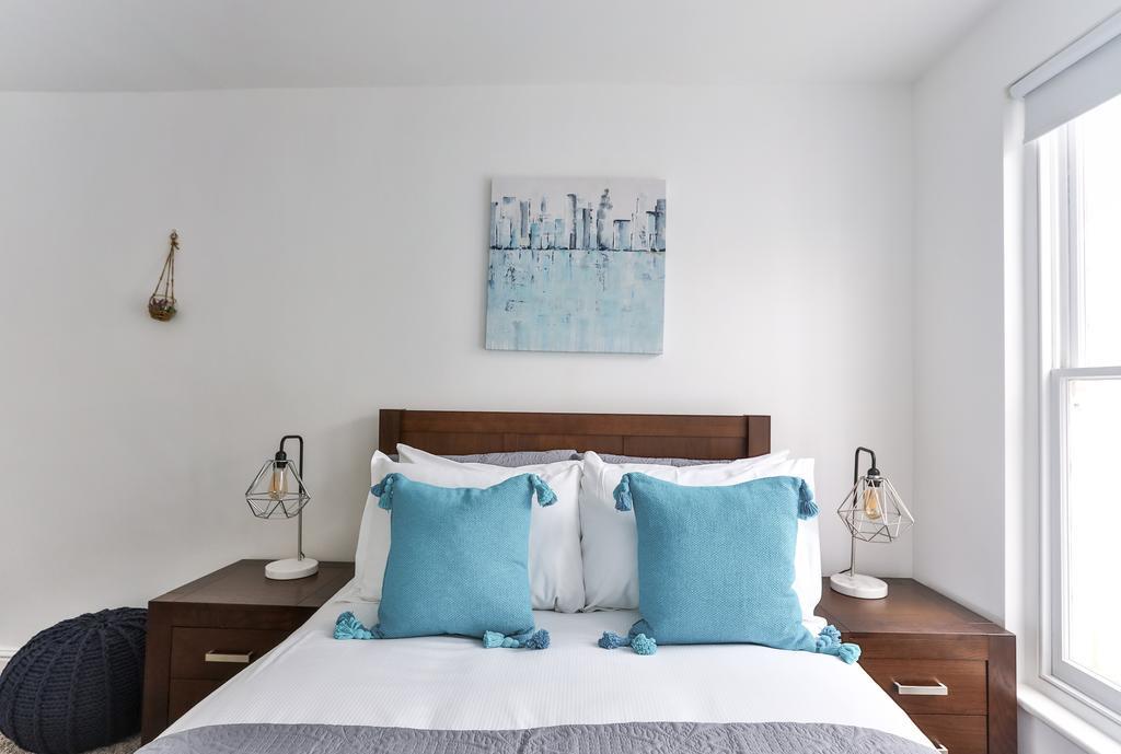 Durweston By Sojourn London