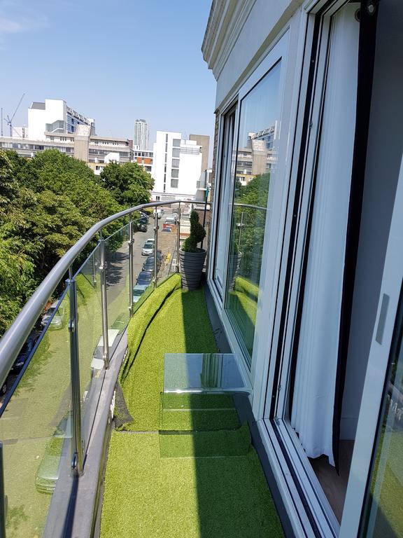 Wandsworth Terrace Apartment *