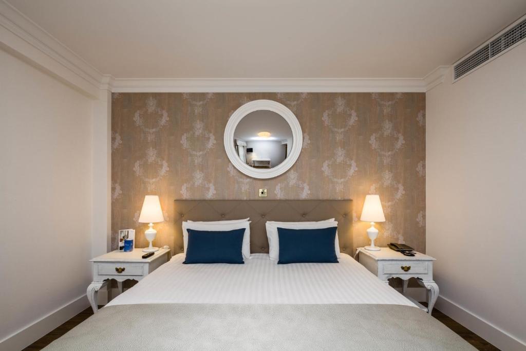 Harrington Hall 4*