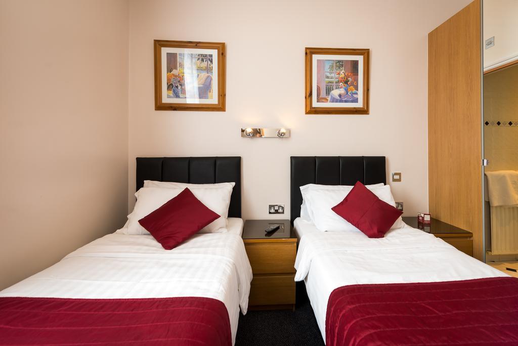 Hotell Adria 3*
