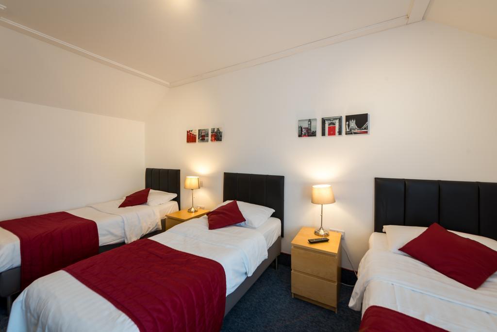Adria Hotell London