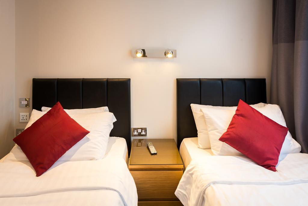 Adria Hotell