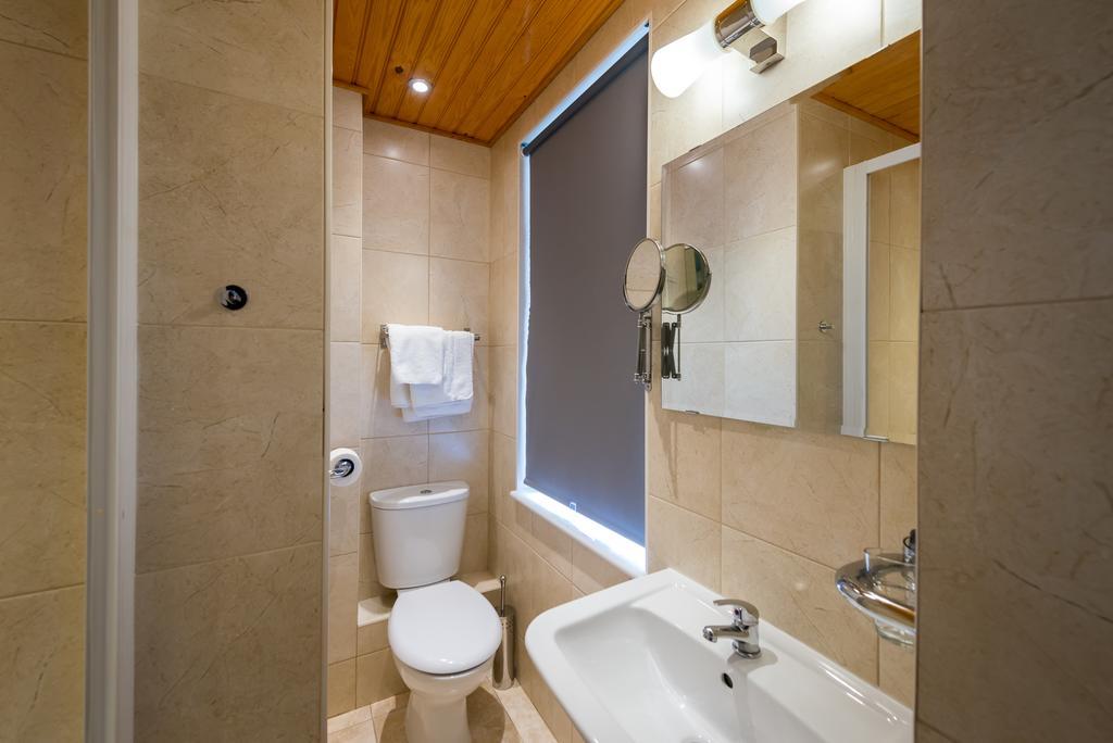 Adria Hotell 3*