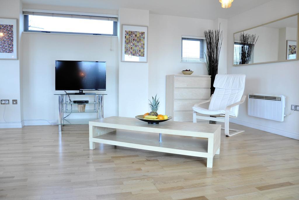 Apartment Centre