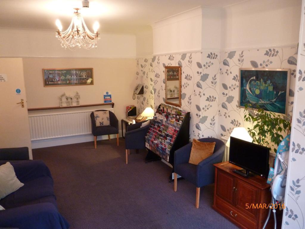 Apartment What are the best hotels near London Eye? London