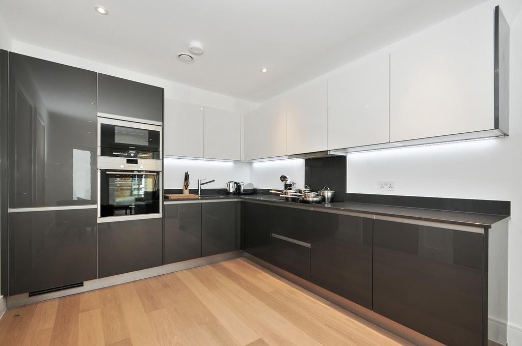 Farringdon Deluxe Apartment