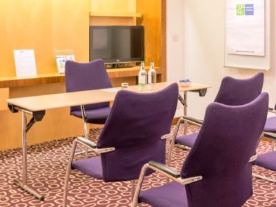 Hotel Express London-swiss 3*