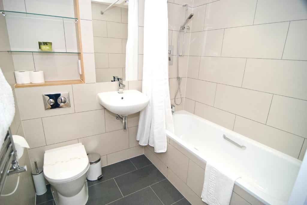 Finsbury Serviced Aparthotel