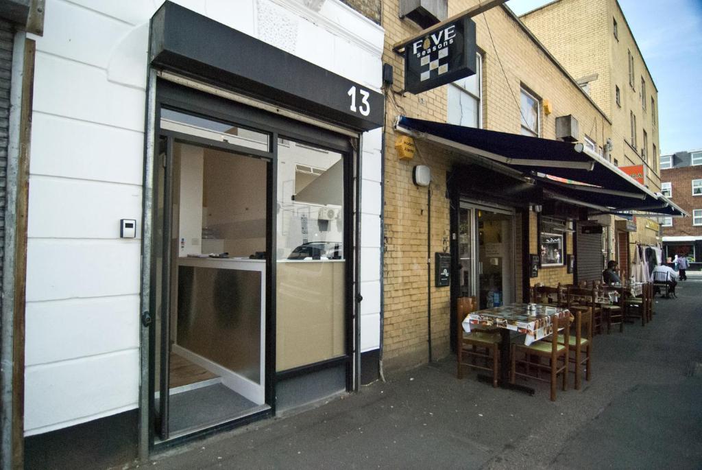 Finsbury Serviced 4*