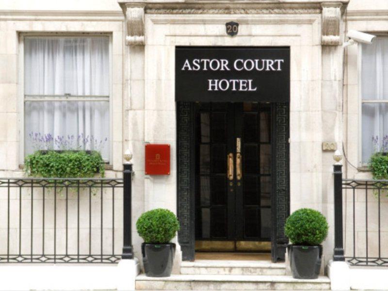 Astor Court 3*