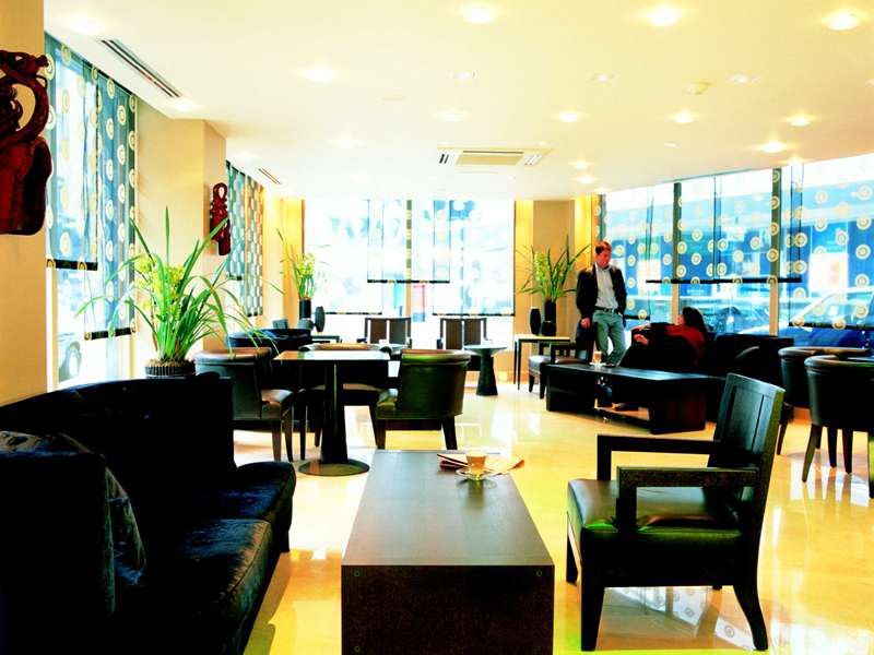 Radisson Blu Hotel, Bond Street Hotel