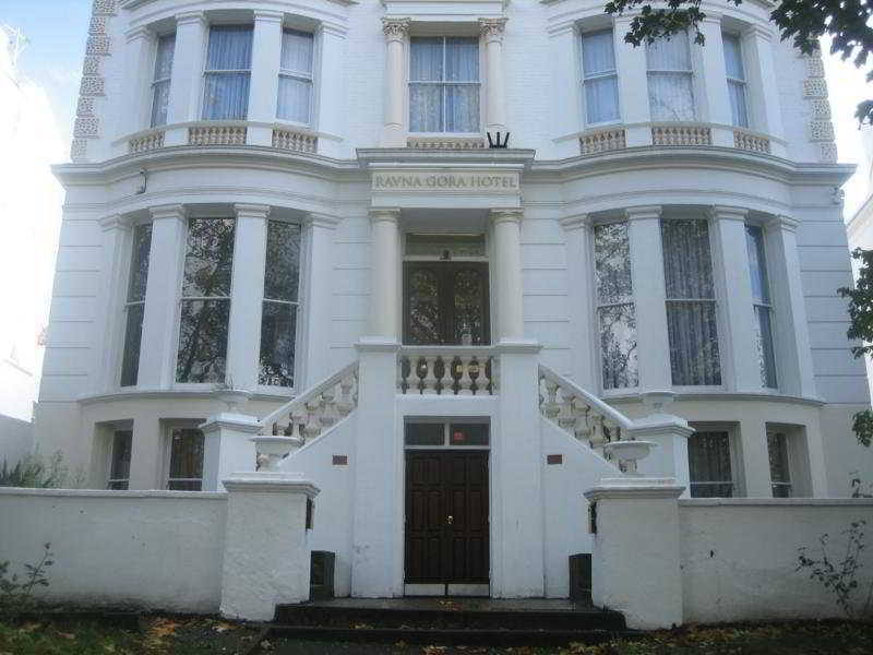 Hotel Ravna Gora Londen