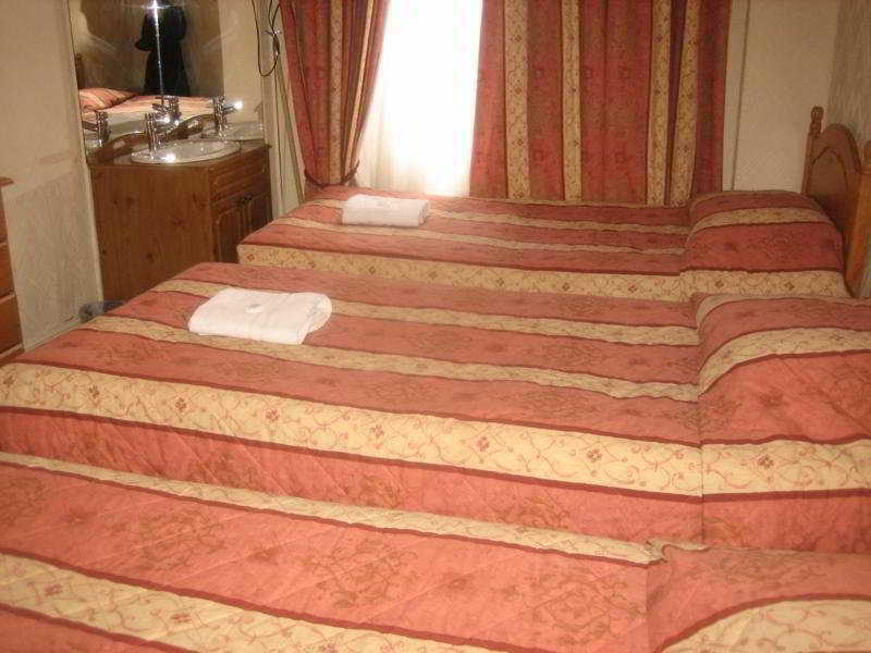 Ravna Gora Hotel Londen