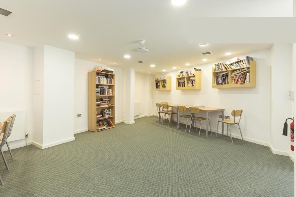 Hostel Friendship House