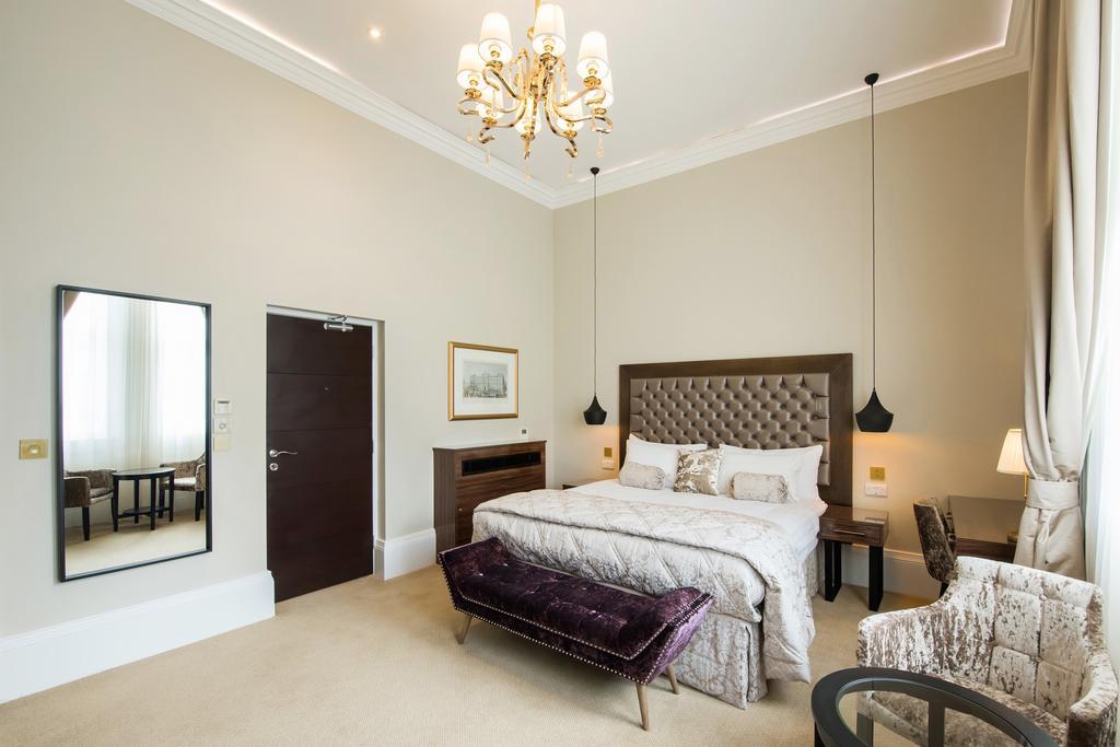 Hotel The Lansbury Heritage A Sunday - Canary Wharf London