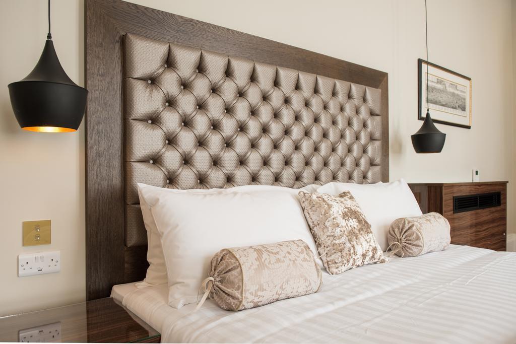 Hotel The Lansbury Heritage A Sunday - Canary Wharf London