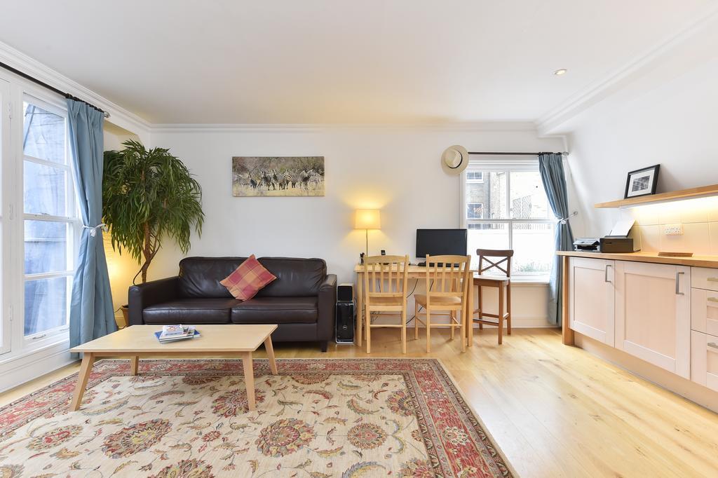 Charming Flat Near Earl's Court Station, 4 Guests Apartamento *