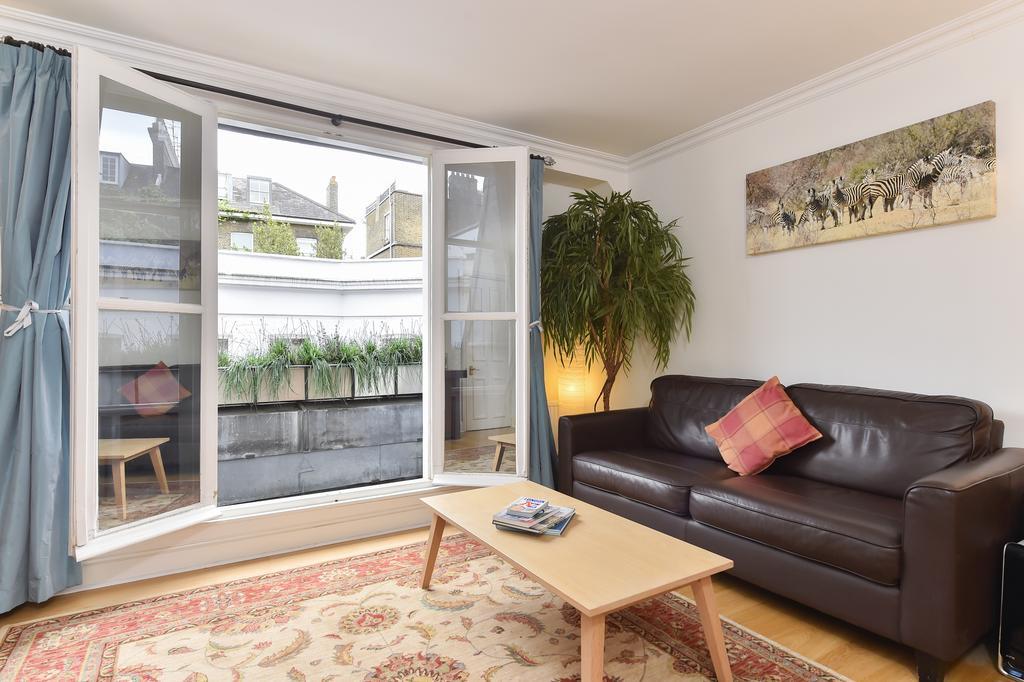Charming Flat Near Earl's Court Station, 4 Guests Apartamento