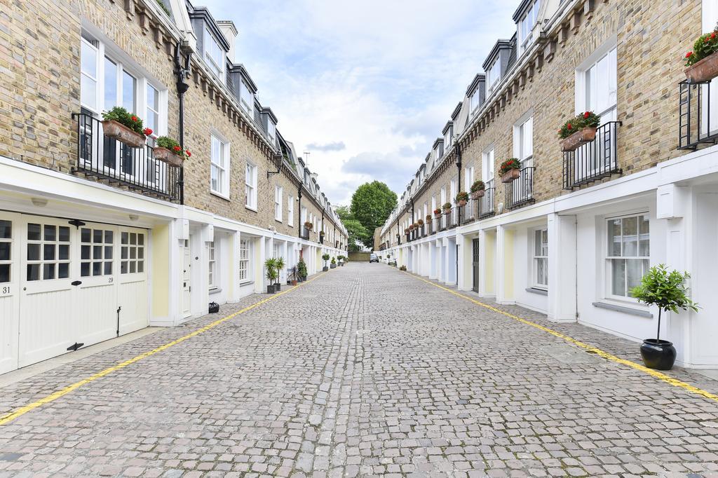 Apartamento Charming Flat Near Earl's Court Station, 4 Guests Londres
