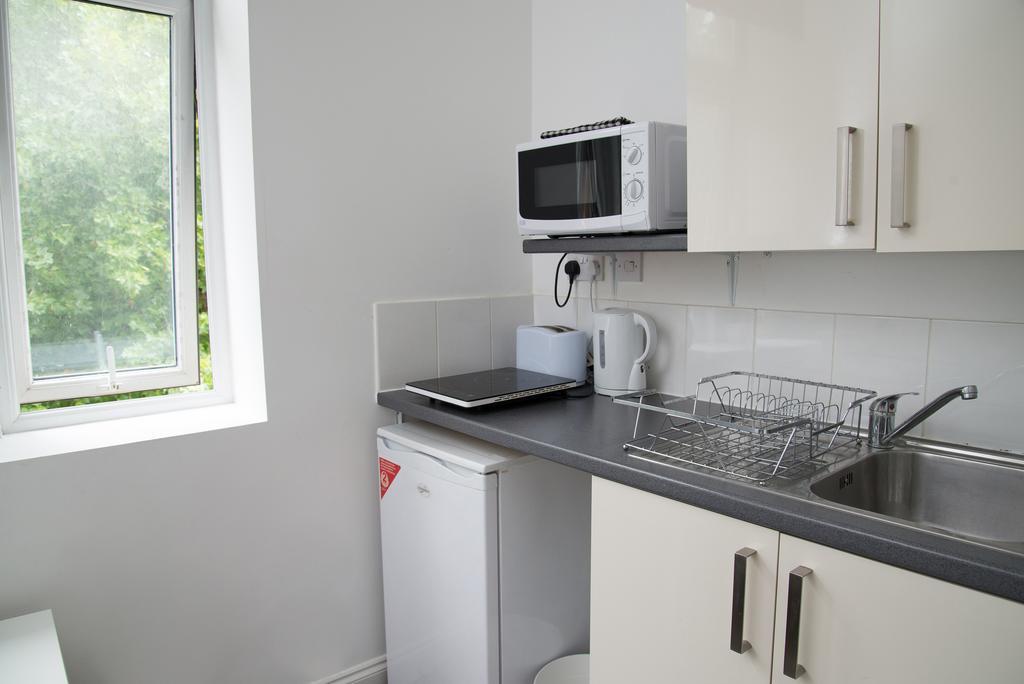 Tlk & - Beckenham Junction London