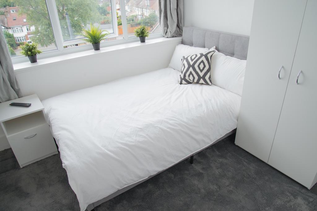 Tlk & - Beckenham Junction London