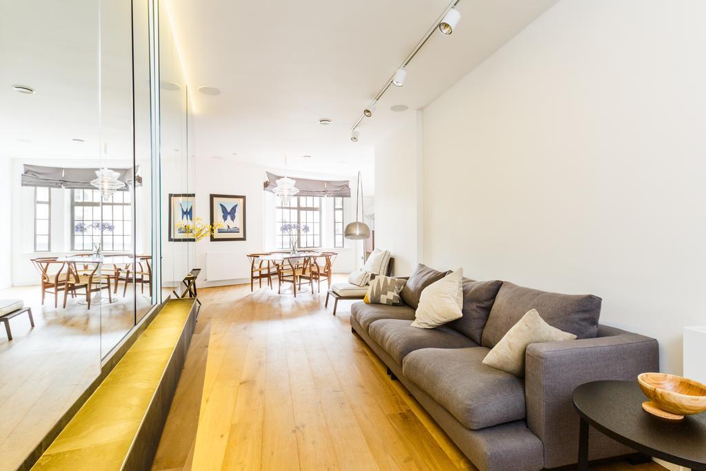 Cockspur Street, 3 Bedrooms London