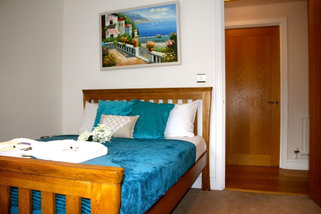 Wards Wharf Approach Apartment