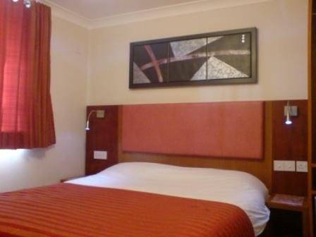 Eurotraveller Hotel- Express Hotell