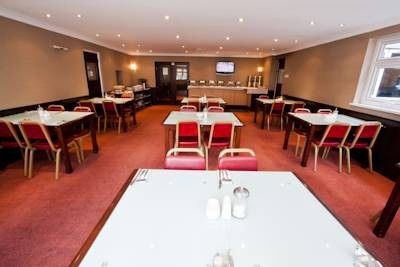 Hotell Newham 2*